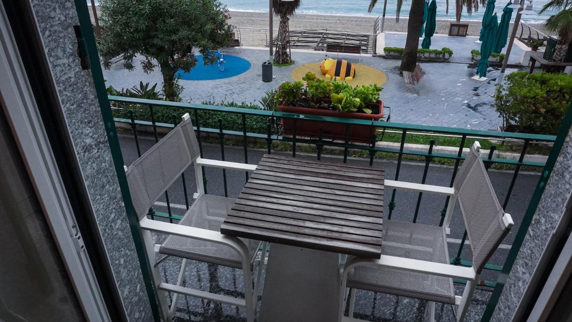 Bed and Breakfast Ca' De Tobia Noli Esterno foto