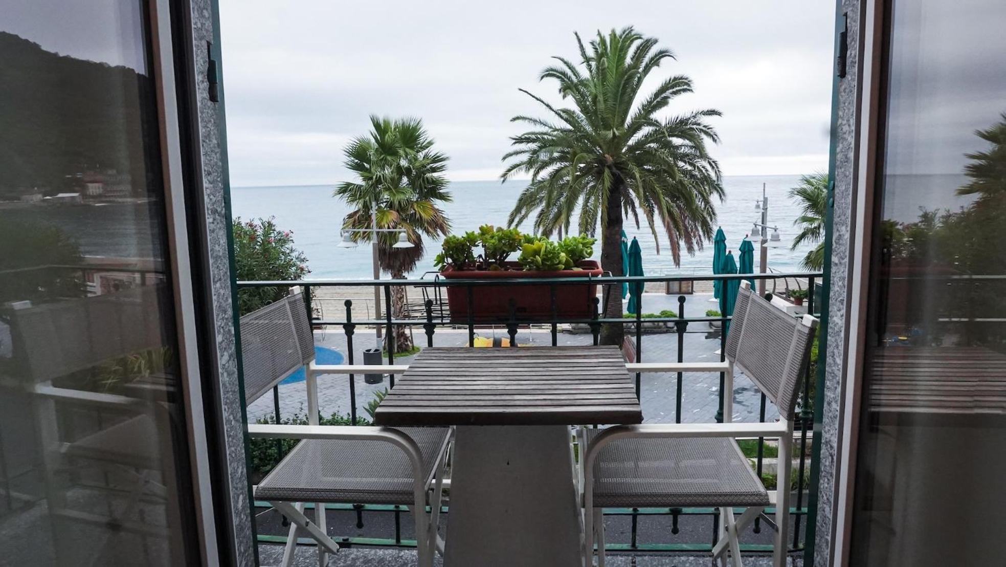 Bed and Breakfast Ca' De Tobia Noli Esterno foto